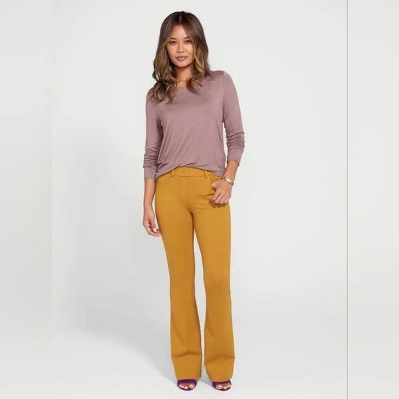 *NWT* Betabrand 7 Pocket Dress Pant Yoga Bootcut in Cedar Glow - Picture 1 of 7
